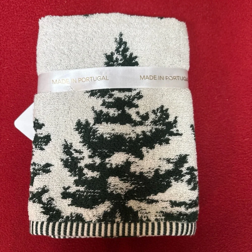 Bianca 2 Pack Hand Towels Christmas Holiday 100% Cotton 16x28” Made In Portugal